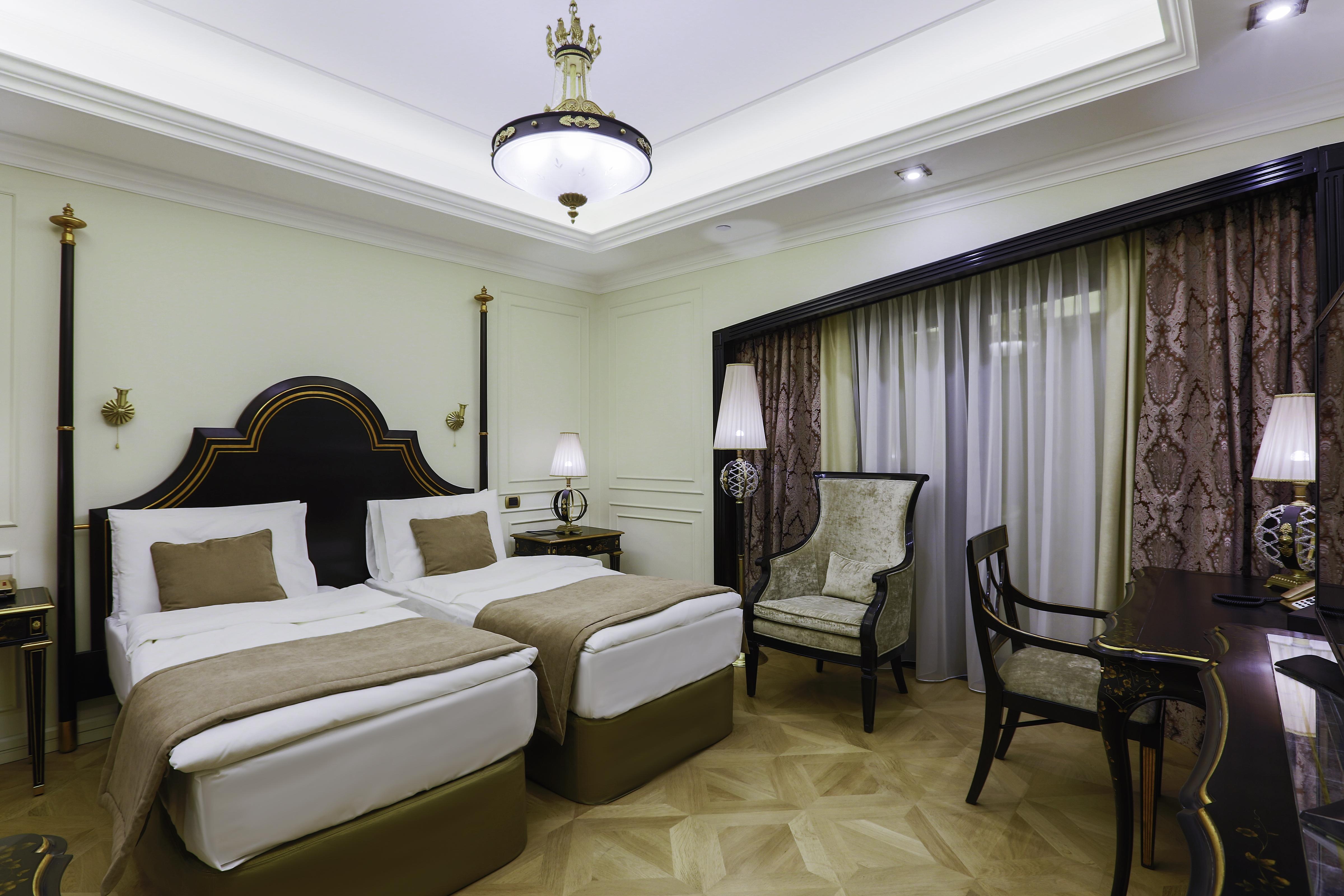 Golden Palace Hotel Erevan Exterior foto