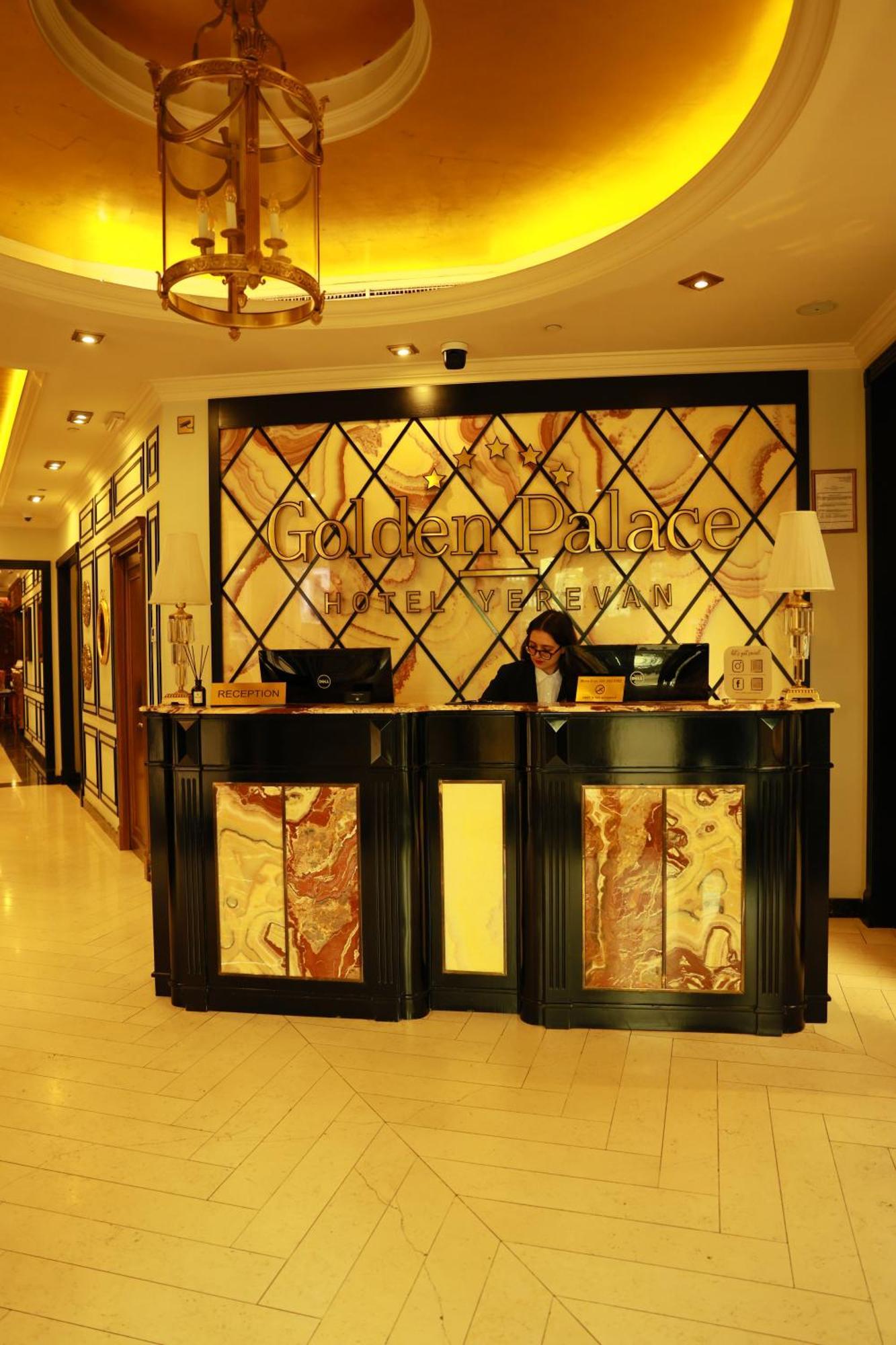 Golden Palace Hotel Erevan Exterior foto